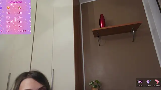 ScarletVerdi online show from 11/10/25, 07:40