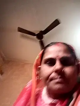 Snapshot of Hot_rachnasexy chatting on 11/27/25, 10:06 Hot rachnasexy online show from 11/27/25, 10:06