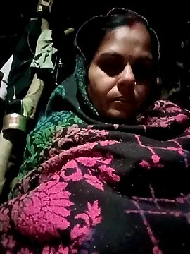 Snapshot of Hot_rachnasexy chatting on 12/16/25, 12:37 Hot rachnasexy online show from 12/16/25, 12:37