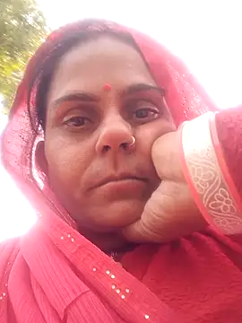 Snapshot of Hot_rachnasexy chatting on 12/21/25, 07:04 Hot rachnasexy online show from 12/21/25, 07:04