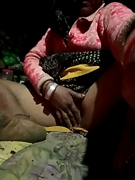 Snapshot of Hot_rachnasexy chatting on 01/05/26, 05:27 Hot rachnasexy online show from 01/05/26, 05:27