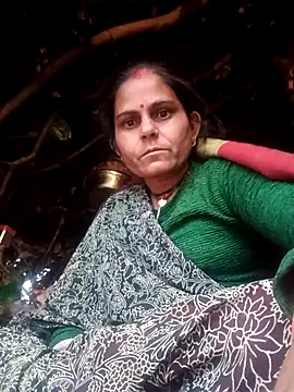 Snapshot of Hot_rachnasexy chatting on 01/11/26, 01:43 Hot rachnasexy online show from 01/11/26, 01:43