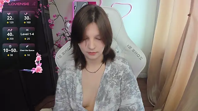 AudreyyKim online show from 04/19/26, 08:13