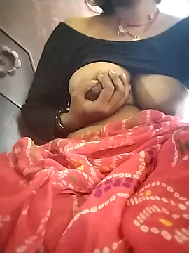 Snapshot of Bebo_Sweety143 chatting on 11/05/25, 07:41 Bebo Sweety143 online show from 11/05/25, 07:41