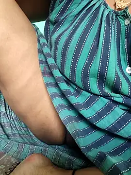 desi boudi87 online show from 04/12/26, 05:45