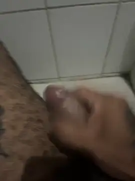 FromVnz online show from 11/04/25, 01:21