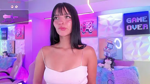 LindaWz  online show from 11/15/25, 04:21