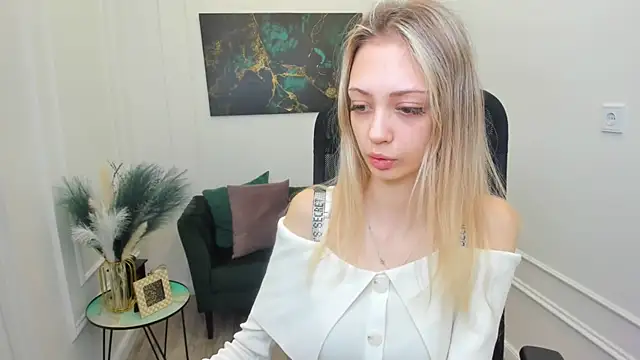 EmilyGraydis online show from 04/04/26, 03:38