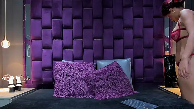 MilaRiva online show from 09/24/25, 11:24