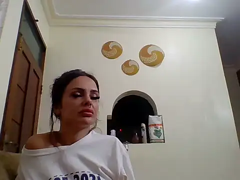 Snapshot of Hotsharwty chatting on 01/14/26, 06:24 Hotsharwty online show from 01/14/26, 06:24