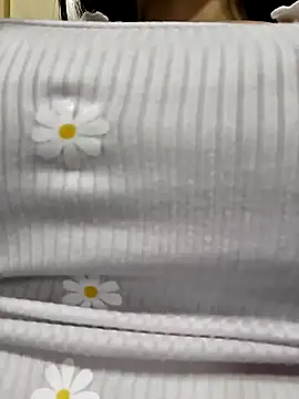 CHARLOTTE  05 online show from 10/15/25, 01:55