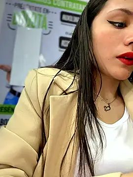 CHARLOTTE  05 online show from 01/15/26, 12:10