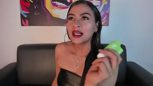 Snapshot of Zairaa_Fox chatting on 10/04/25, 01:36 Zairaa Fox online show from 10/04/25, 01:36