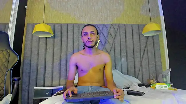 Boss Domiinator online show from 11/12/25, 03:07