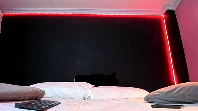 Boss Domiinator online show from 04/12/26, 11:37