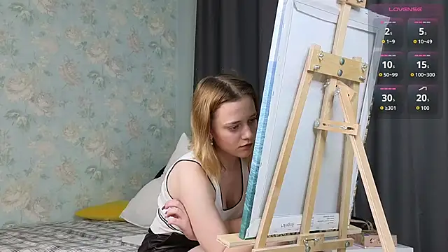 HollieCollelo online show from 11/07/25, 03:17