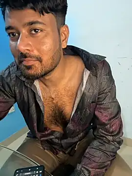 MeekBatgirl online show from 10/03/25, 04:59