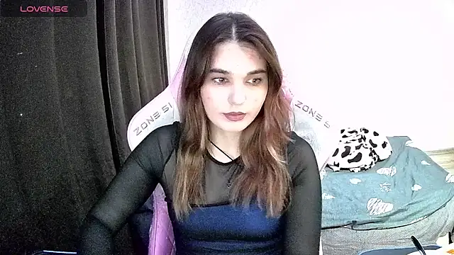 Kris Moss online show from 12/22/25, 10:07