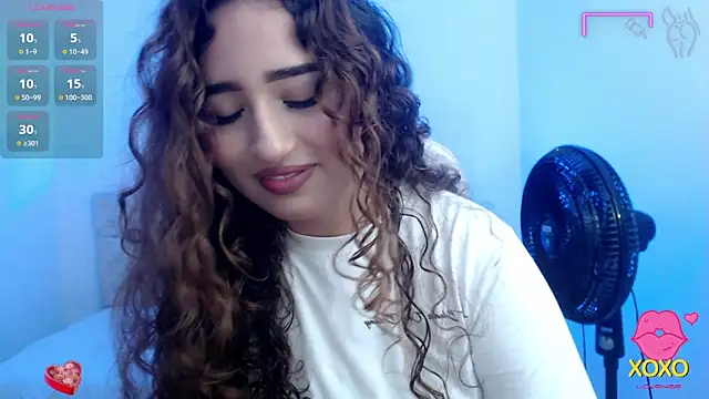 sasha 17  online show from 09/25/25, 05:16