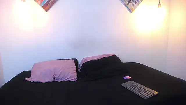 escar let online show from 11/09/25, 04:22