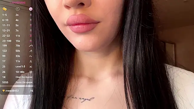 AuraJefcoat online show from 04/05/26, 12:35