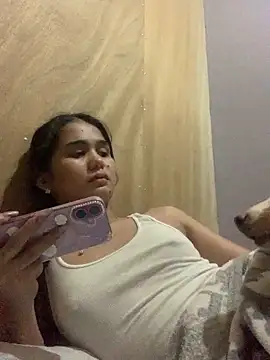 Snapshot of AngelHille chatting on 10/16/25, 05:14 AngelHille online show from 10/16/25, 05:14