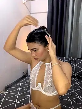 Snapshot of AngelHille chatting on 11/03/25, 07:48 AngelHille online show from 11/03/25, 07:48