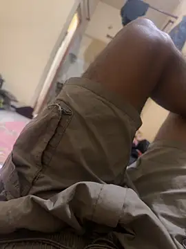 lele122277 online show from 04/18/26, 07:58