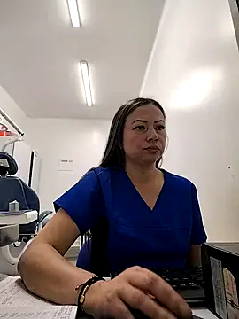 Madisson-04  online show from 09/30/25, 07:52