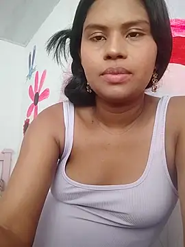 Snapshot of julietta1453 chatting on 02/13/26, 03:19 julietta1453 online show from 02/13/26, 03:19