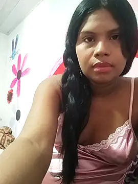 Snapshot of julietta1453 chatting on 02/17/26, 01:18 julietta1453 online show from 02/17/26, 01:18