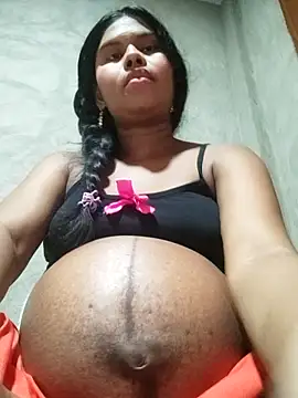 Snapshot of julietta1453 chatting on 02/20/26, 03:14 julietta1453 online show from 02/20/26, 03:14