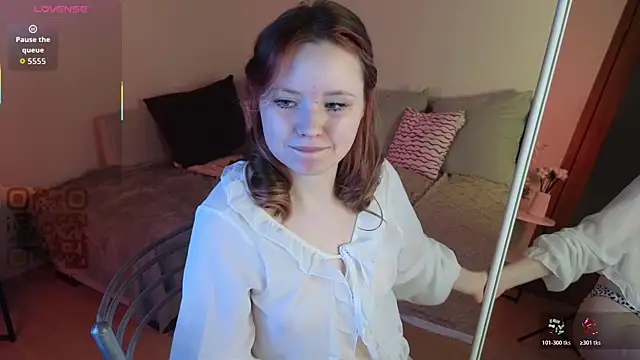 Sweetie Hope online show from 04/18/26, 07:58