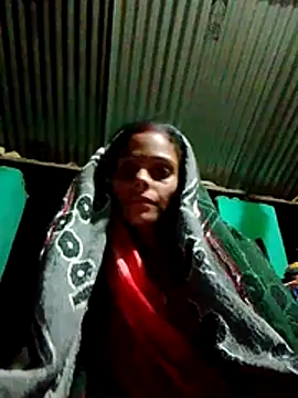 Snapshot of H_seema chatting on 01/15/26, 02:32 H seema online show from 01/15/26, 02:32
