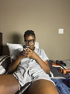 Moonzy77 online show from 01/09/26, 11:39