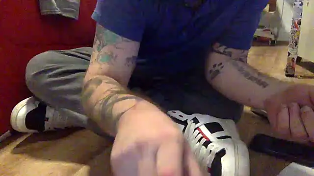 edger4lif3 online show from 09/13/25, 08:08