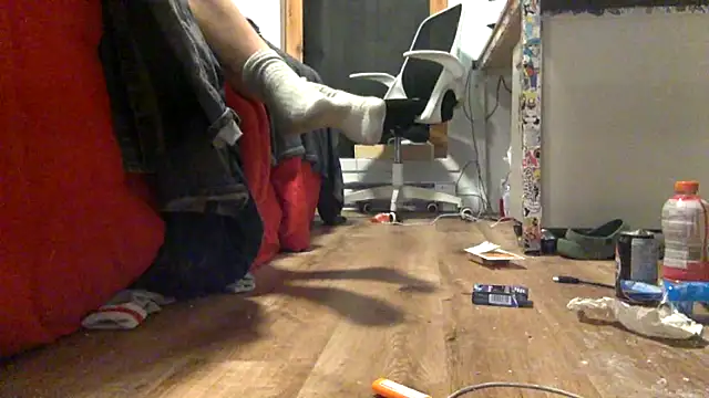 edger4lif3 online show from 09/29/25, 07:57