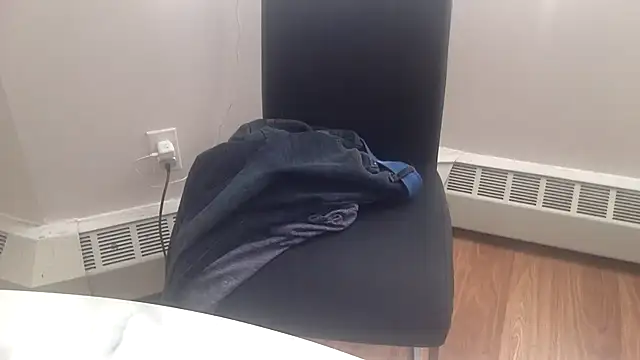 edger4lif3 online show from 10/28/25, 04:09