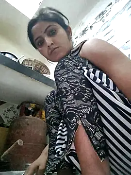 LUCKY cut online show from 03/26/26, 02:06