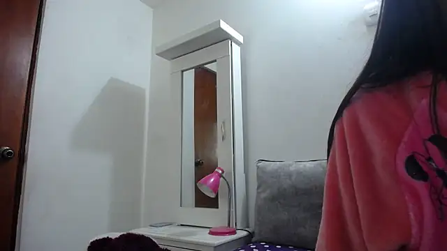 Taylormegan online show from 11/01/25, 01:13