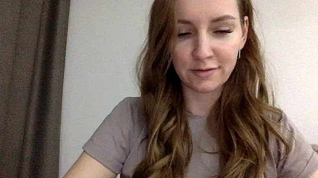 Varnyx online show from 12/14/25, 03:17