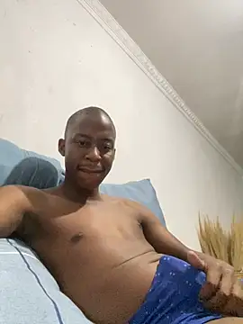 Snapshot of dick4mami chatting on 02/27/26, 10:43 dick4mami online show from 02/27/26, 10:43