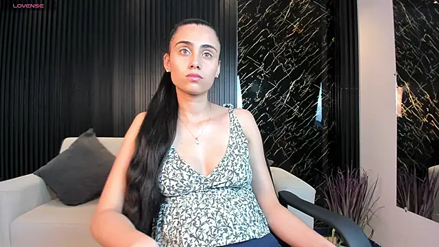 sofiapalacioss online show from 11/07/25, 07:36