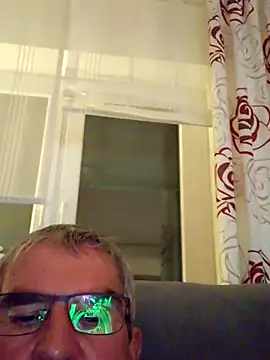 Oldmenhot66 online show from 11/05/25, 06:19