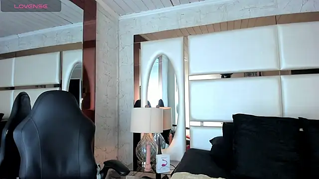 Ely09  online show from 02/24/26, 02:04