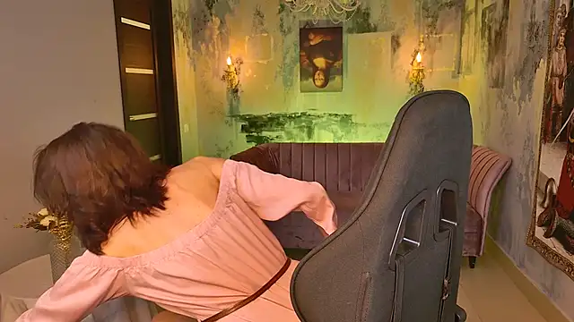 UnaTerra online show from 09/28/25, 05:57