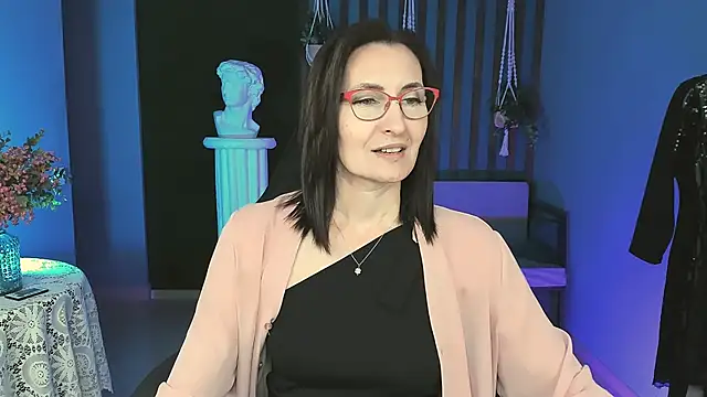 UnaTerra online show from 10/13/25, 09:31