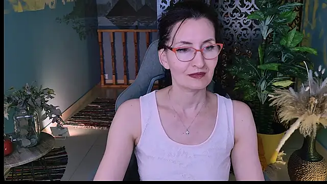 UnaTerra online show from 12/14/25, 05:29