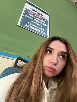 ItalianGirl online show from 03/17/26, 03:26