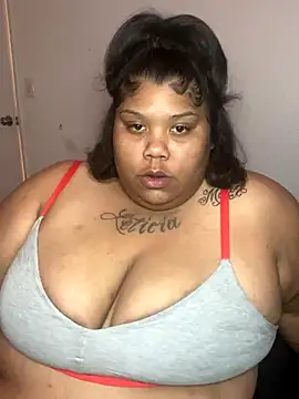 Snapshot of BlaxicanaMami chatting on 10/07/25, 04:31 BlaxicanaMami online show from 10/07/25, 04:31